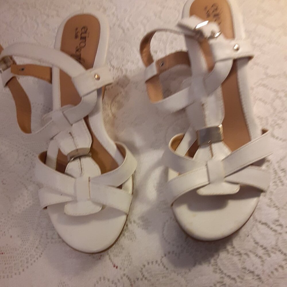 Euro Sofft  Size 7.5M White Shoe w/Open Toe Adjustable Back Strap 3" Wedge Heel